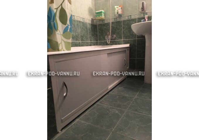 Экран  EUROPLEX Роликс белый с вставкой – купить по цене 10400 руб. в интернет-магазине в городе Магнитогорск картинка 2
